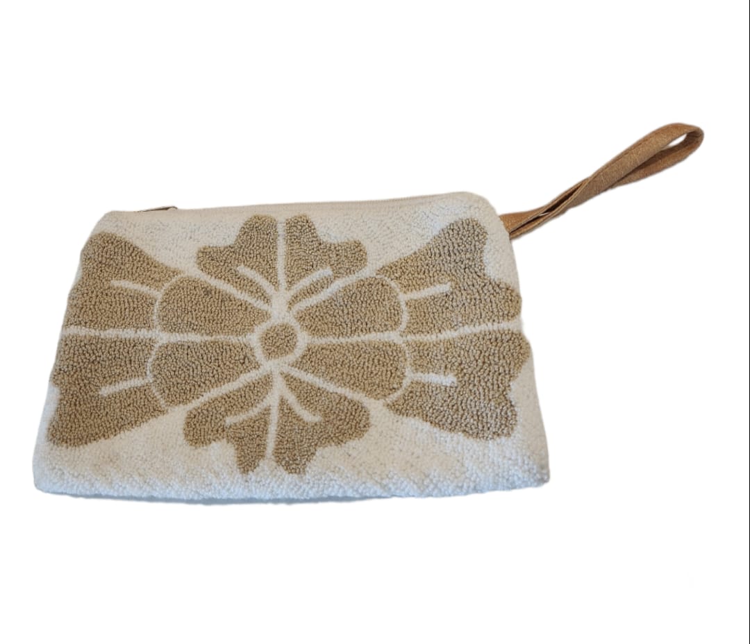 Clasica Wayuu Clutch Purse