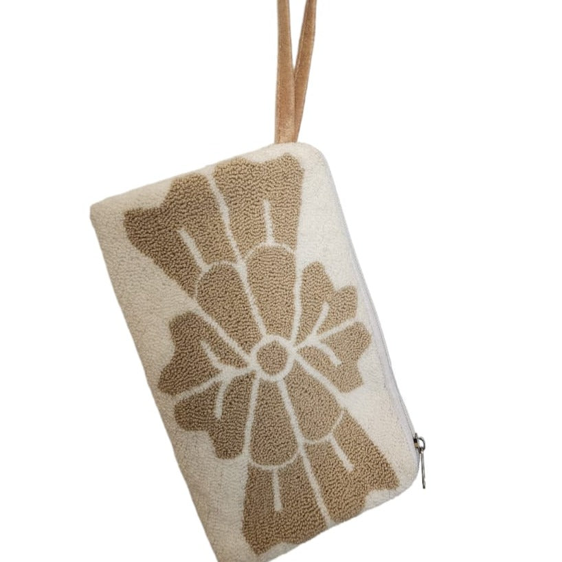 Clasica Wayuu Clutch Purse