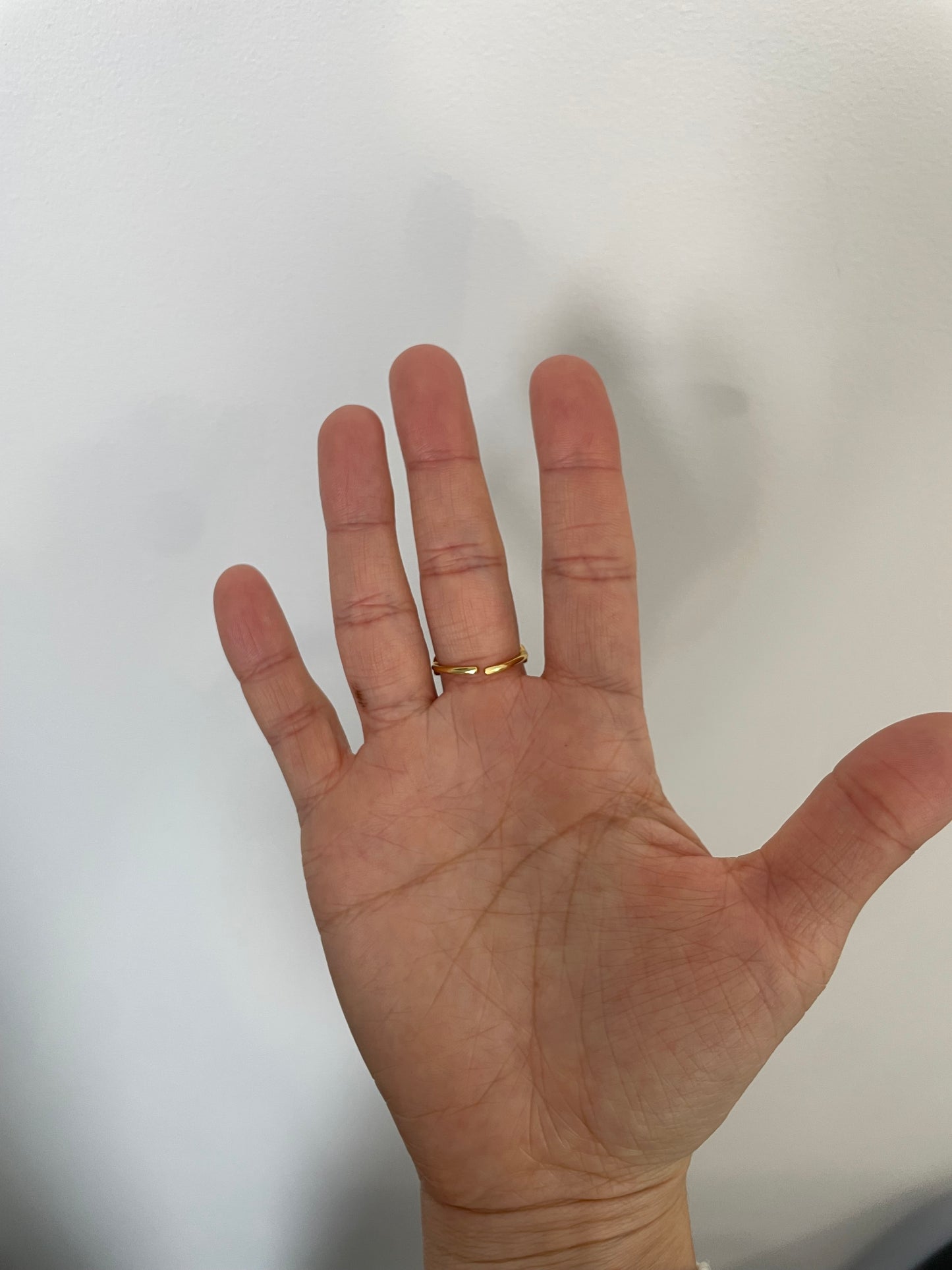 Delicada Adjustable Ring