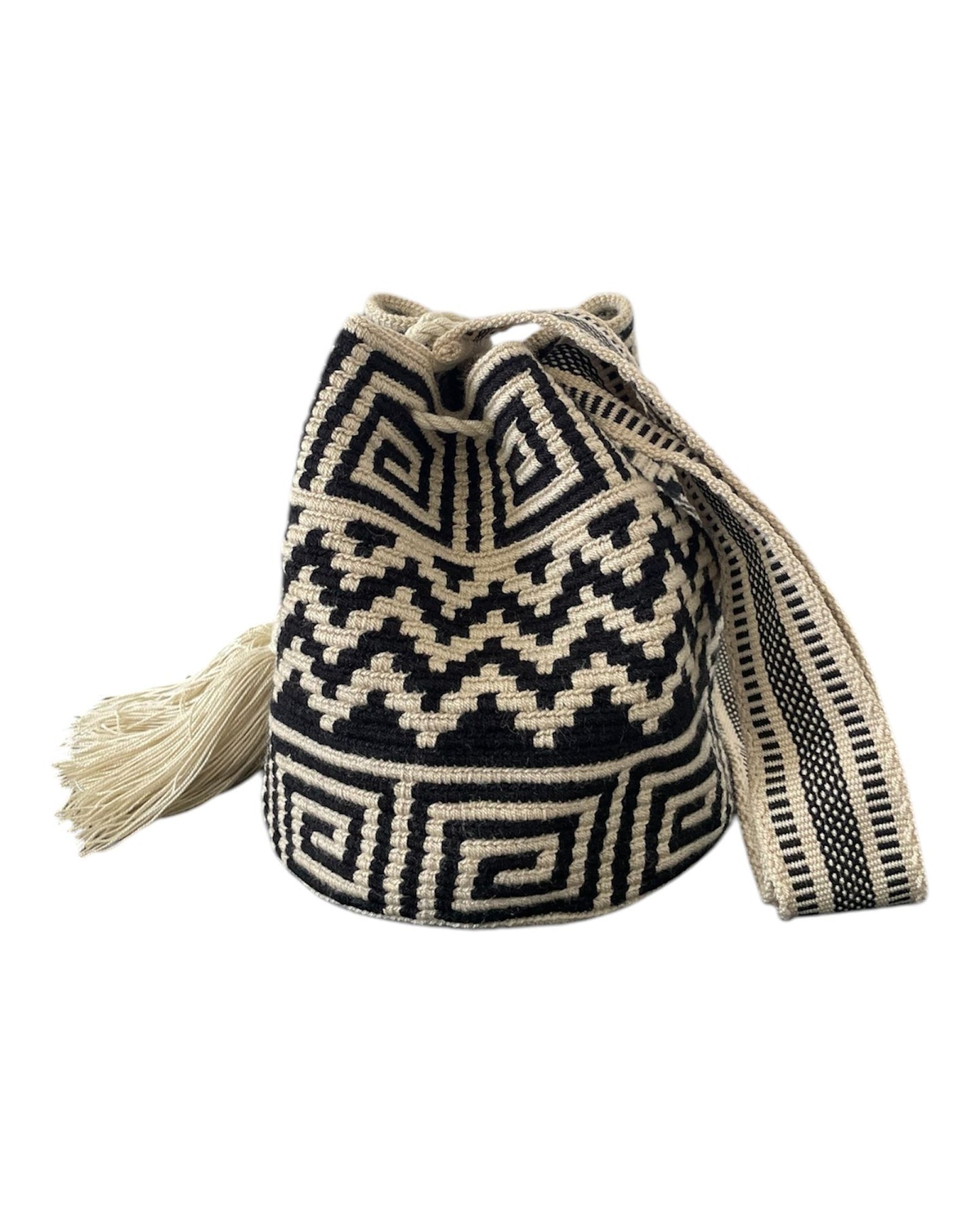 Amaranta Medium Wayuu Bag